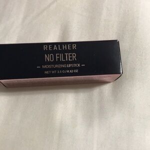 Realher moisturizing lipstick